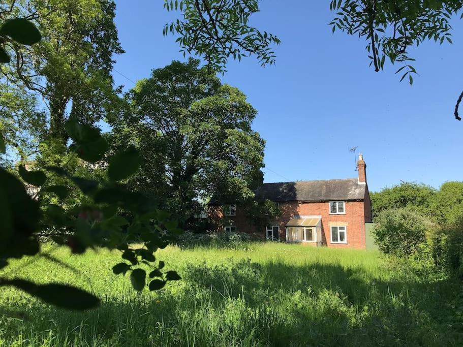 Priory Meadow Cottage Long Bennington Bagian luar foto