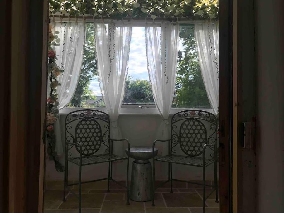 Priory Meadow Cottage Long Bennington Bagian luar foto