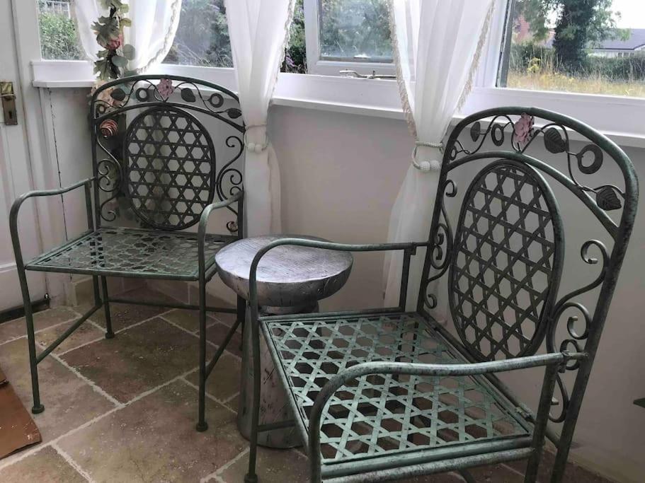 Priory Meadow Cottage Long Bennington Bagian luar foto