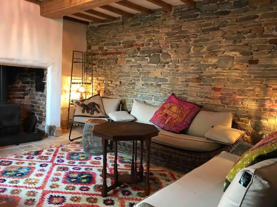 Priory Meadow Cottage Long Bennington Bagian luar foto